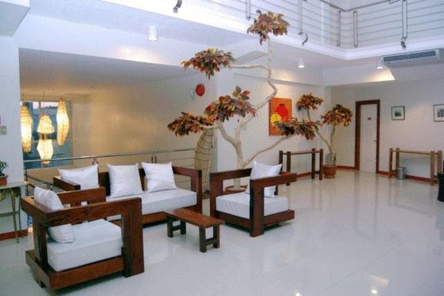 Ilocos Rosewell Hotel Екстериор снимка