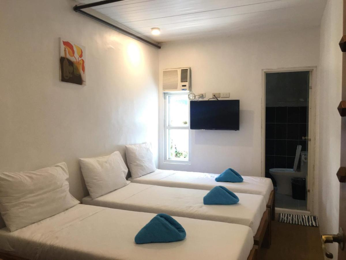 Ilocos Rosewell Hotel Екстериор снимка